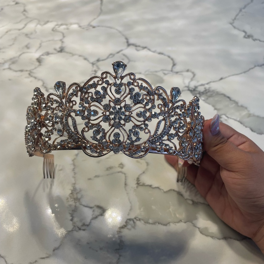 Quince Rose Gold Crown